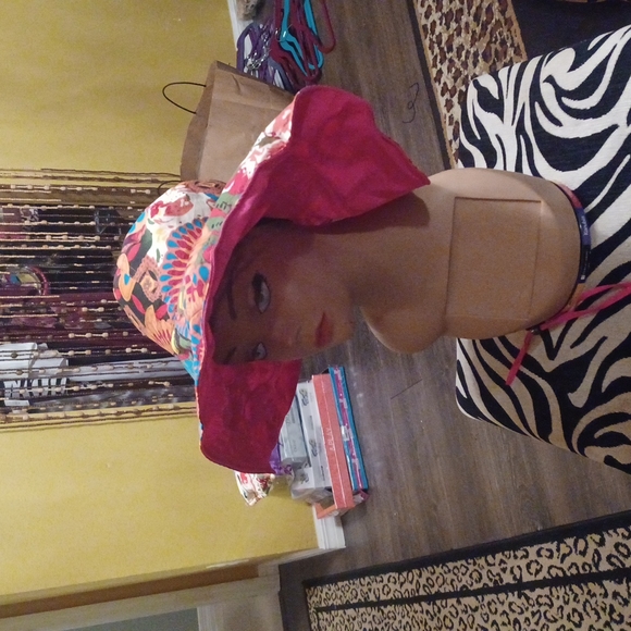 Accessories - SUN HAT NEW